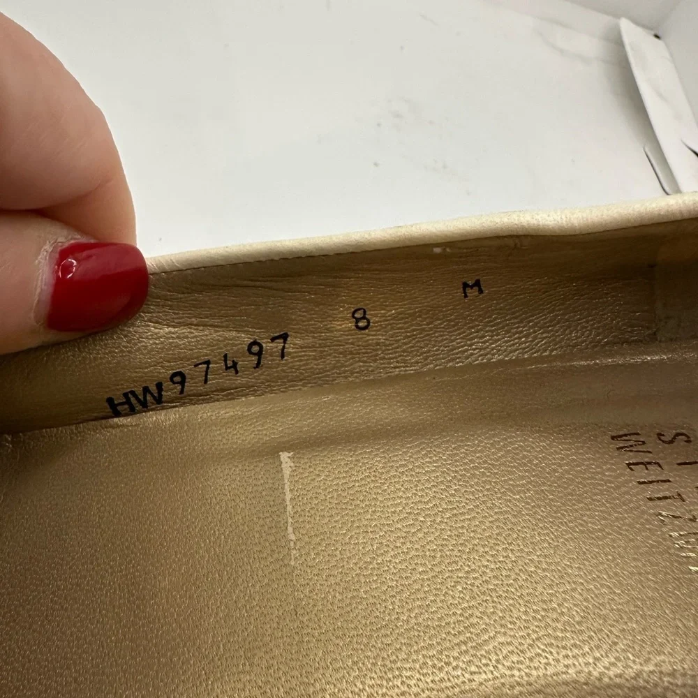 Stuart Weitzman Cream Heels with Chunky Heel and Bow Detail - Picture 7 of 7